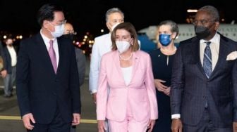 Kemenlu RI Diminta Buat Pernyataan yang Menyayangkan Kunjungan Nancy Pelosi ke Taiwan