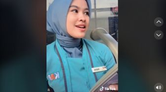 Bukan Rekaman, Inilah Sosok Pengisi Suara di Kereta Api, Videonya Ditonton 20 Juta Kali