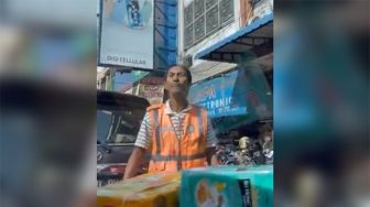 Viral Video Tukang Parkir Caci Maki Pengendara Mobil, Polisi Turun Tangan