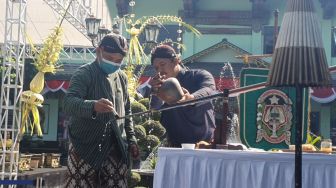 Pemkot Yogyakarta Gelar Jamasan Pusaka Tombak Kanjeng Kyai Wijaya Mukti