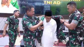 Habib Luthfi Menjadi Warga Kehormatan TNI Angkatan Darat