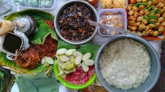 6 Jajanan Pasar Tradisional yang Ngangenin, Gen Z Sudah Tahu Belum?