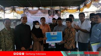 PDAM Lombok Tengah Salurkan Dana CSR untuk Anak Yatim Piatu