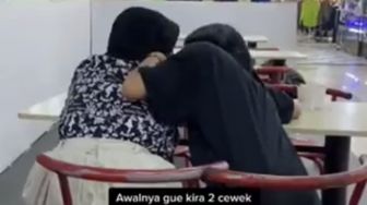 Viral Video Dua Remaja Perempuan Ciuman di Mal, Netizen: Mau LGBT Silakan, Tapi Jangan di Tempat Umum