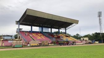 Tribun Baru, Semangat Baru! Semen Padang FC Gaet Sponsor Cat untuk Renovasi Stadion