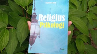 Pentingnya Mempelajari Ilmu Psikologi dalam Buku "Religius Psikologi"