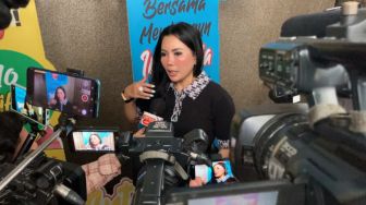 Uci Flowdea Beberkan Bukti Ancaman di Sidang, Medina Zein Berkelit: Saya Nggak Berniat Begitu