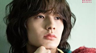JYP Entertainment Umumkan Jooyeon Xdinary Heroes Alami Cedera Pergelangan Kaki