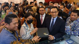 Hadirkan Edukasi Sejarah Filateli, Peruri Pamerkan Prangko Hybrid di World Stamp Championship Indonesia 2022