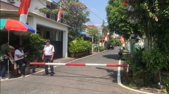 Kesaksian Ketua RT yang Ikut Penggeledahan Rumah Irjen Ferdy Sambo: Bu Putri Menangis Terus di Kamar