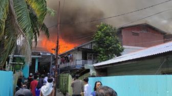 Kebakaran Terjadi di RT 27 Klandasan Ulu Balikpapan Kota, Warga: Angin Kencang