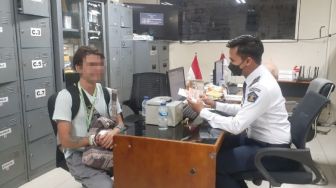 Ganggu Ketertiban Umum, Imigrasi Mataram Deportasi WNA asal Rusia