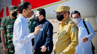 Tiba di Kalimantan Barat, Presiden Jokowi Disambut Gubernur Sutarmidji