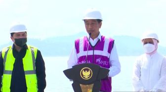 Jokowi Proyeksikan Terminal Kijing Jadi Pelabuhan Terbesar Di Kalimantan