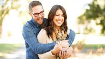 5 Kunci Menjaga Komunikasi dengan Pasangan agar Hubungan Lebih Harmonis