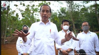Enggan Komentari Soal Ferdy Sambo Jadi Tersangka Pembunuhan Brigadir J, Jokowi: Saya Sudah Keseringan