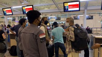 Bule Asal Belanda, Jerman Dan Rusia Overstay Hingga Meresahkan, Kini Dideportasi dari Bali