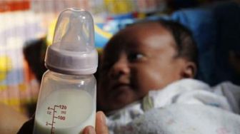 Ini Alasan ASI Lebih Baik dari Susu Formula