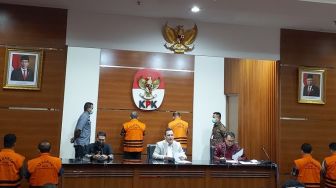 Terjaring OTT, KPK Resmi Tetapkan Bupati Pemalang Mukti Agung Tersangka Kasus Jual Beli Jabatan