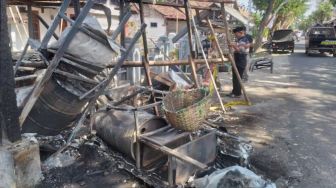 Kebakaran Pom Mini di Banyuwangi, Korban Rugi Puluhan Juta Rupiah