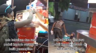 Video Aksi Anak Punk Berikan Makanan ke Ibu-ibu di Pinggir Jalan, Netizen: Masya Allah