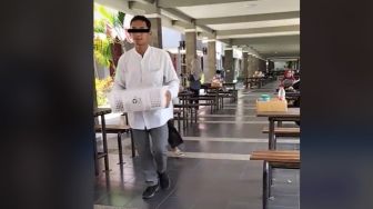 Viral Penjual Jajanan di Perpustakaan Universitas Brawijaya Malang Paksa Pembeli, Beri Kalimat Ejekan