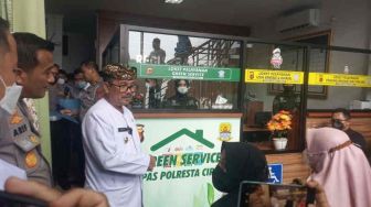 Pembayaran SIM dan SKCK di Cirebon Bisa Pakai Sampah, Kapolresta: Ada Ruangan Khusus Tanpa Antre