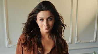 Babymoon dengan Ranbir Kapoor ke Italia, Alia Bhatt Disebut Makin Charming