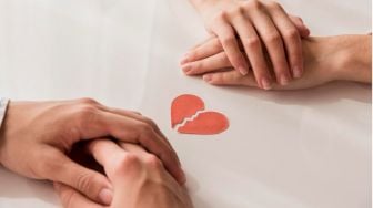 4 Langkah Menerapkan Self-Care ketika Alami Perceraian, Lakukan Konseling!