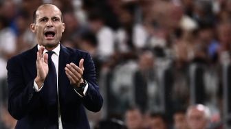 Tak Terima Juventus Jadi Tim Papan Tengah, Allegri Bersikeras Timnya Finis Peringkat 3