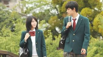 7 Film Jepang Romantis Terbaik, Salah Satunya Anime