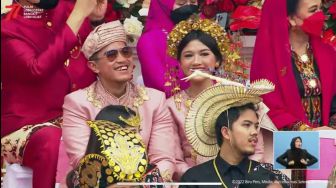 Potret Kaesang Pangarep dan Erina Gudono Kompak Pakai Baju Adat di Istana Negara