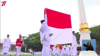 Tim Pancasila Tangguh Berhasil Kibarkan Bendera Merah Putih di Istana Merdeka