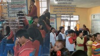 Viral Warga Sekampung Nangis Lepas Mahasiswa KKN Pulang, Ada Cerita Haru