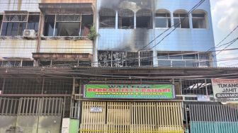 6 Orang Tewas Dalam Kebakaran Ruko Indekos di Tambora, Puslabfor Turun Tangan