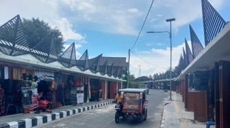 Pasar Siallagan Masih Sepi Pasca Revitalisasi