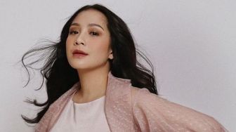 9 Artis Pernah Dirias MUA Marlene Hariman, Ada Nagita Slavina dan Maudy Ayunda