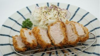 Lokasi Surga Kuliner Murah Favorit Mahasiswa dengan Sajian Best Seller Katsu di Malang