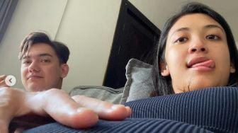 Istri Adipati Dolken Hamil Anak Pertama, Foto Baby Bump Disorot