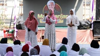 Dinilai Bisa Angkat Derajat Wanita, Emak-emak di Karawang Beri Dukungan ke Ganjar