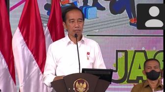 Lagi-lagi Jokowi Sebut Banyak Negara yang Ambruk: Situasi Semakin Rumit