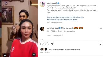 Yuni Shara Pulang ke Malang Gantiin Baju Patung Lilin Dirinya, Ada Warganet Sebut Patungnya Malah Mirip Rina Nose