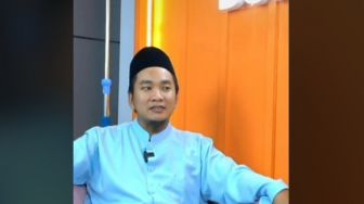 Bikin Geger Dunia Perdukunan, Pesulap Merah Tak Juga Disantet, Begini Penjelasan Ustadz Faizar Soal Tahapan Santet