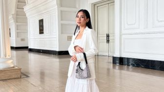 5 Inspirasi Office Look Kekinian ala Abel Cantika, Cocok untuk Anak Muda