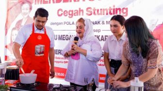 Saat Masakan Bola Udang dan Sayur Bening Kelor Bobby Nasution Dipuji Emak-emak