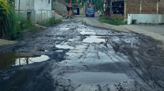 Tender Proyek Perbaikan Jalan Ciwedus Gagal ?