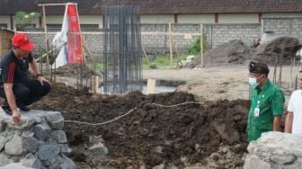 Bupati Karangasem Ingin Stadion Amlapura Kokoh, Tahan Lama Dan Membanggakan