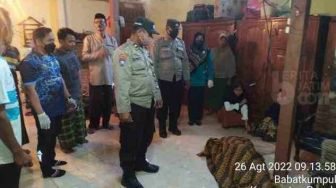 Perempuan Ini Bikin Geger Warga Sekampung, Polisi Sampai Datang ke Rumahnya di Lamongan