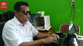 Aris Yohanes, Tunanetra total Pertama di Indonesia yang Bergelar Sarjana Teknik Informatika