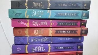 3 Alasan Kenapa Kamu Harus Baca Series Bumi, Penuh Petualangan Epik!